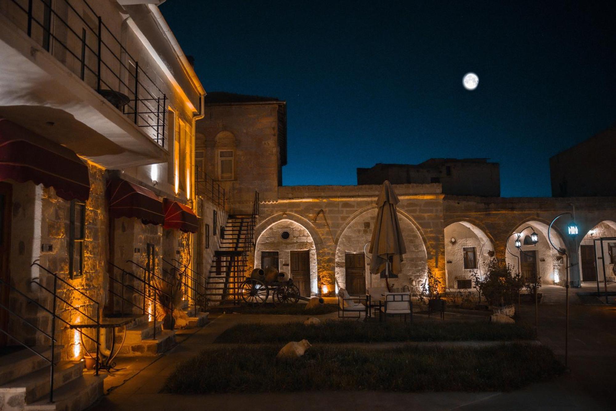 Cavusin Cave House-Cappadocia Bed & Breakfast Goreme Exterior photo