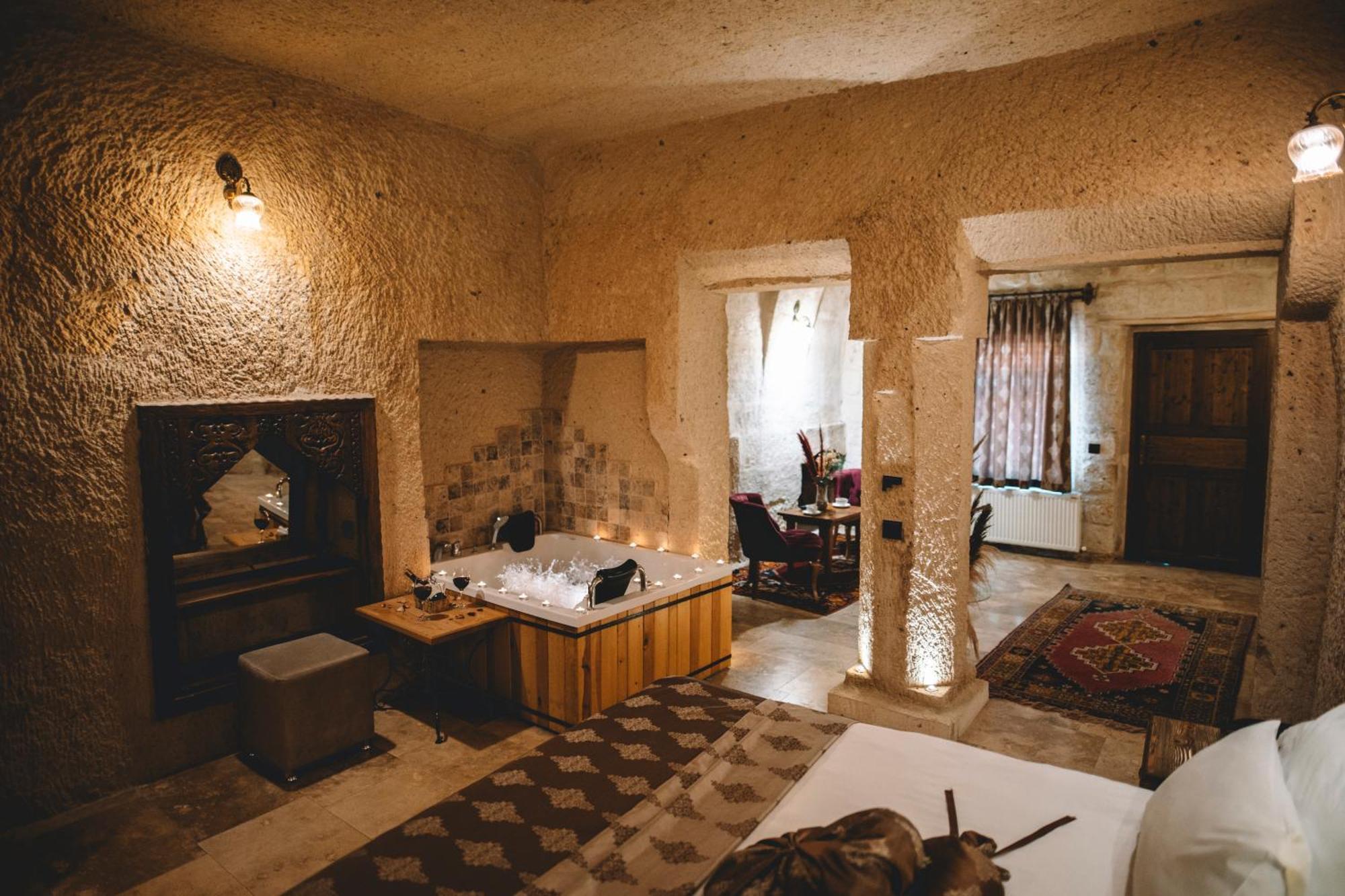 Cavusin Cave House-Cappadocia Bed & Breakfast Goreme Exterior photo