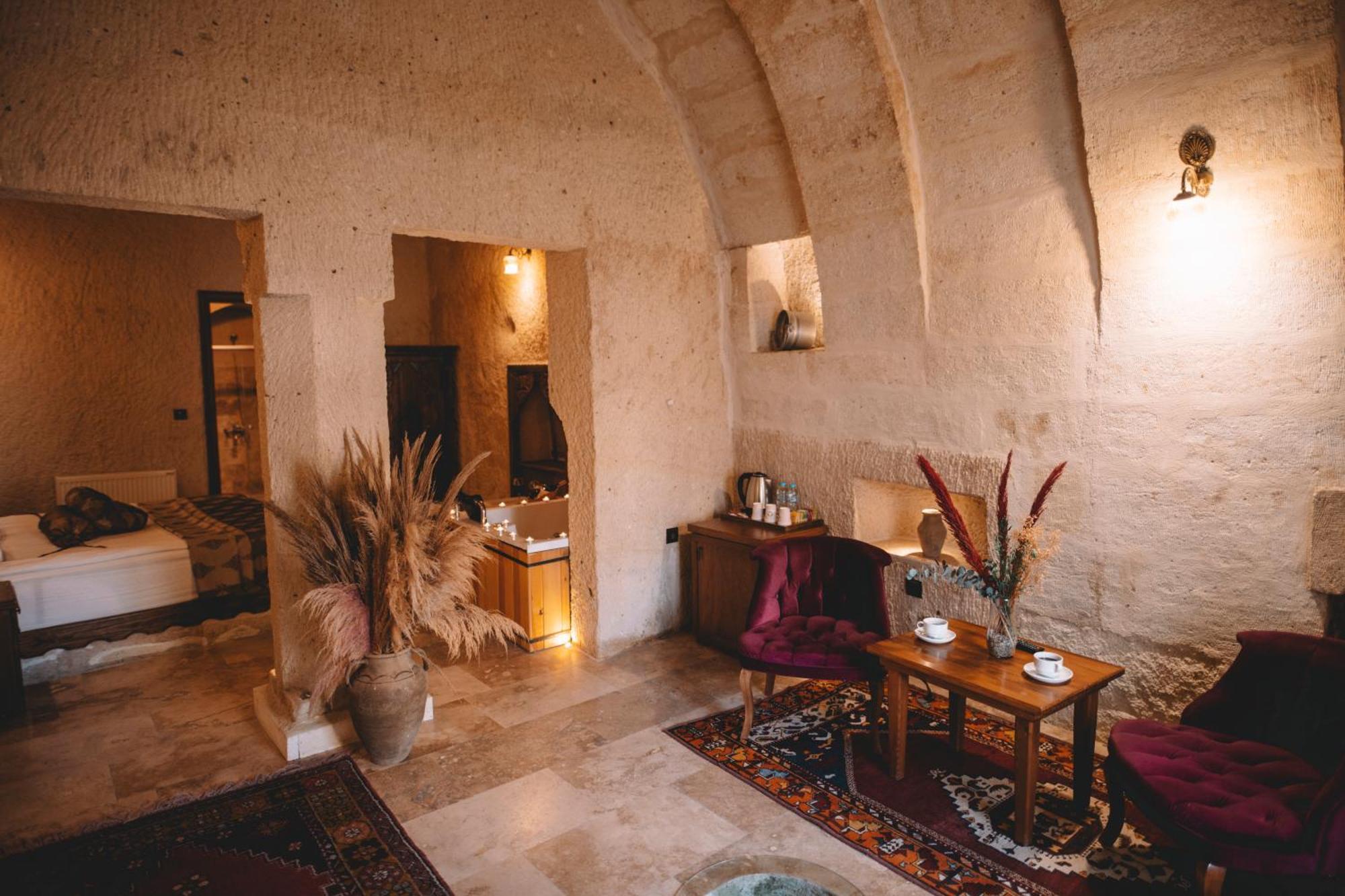 Cavusin Cave House-Cappadocia Bed & Breakfast Goreme Exterior photo