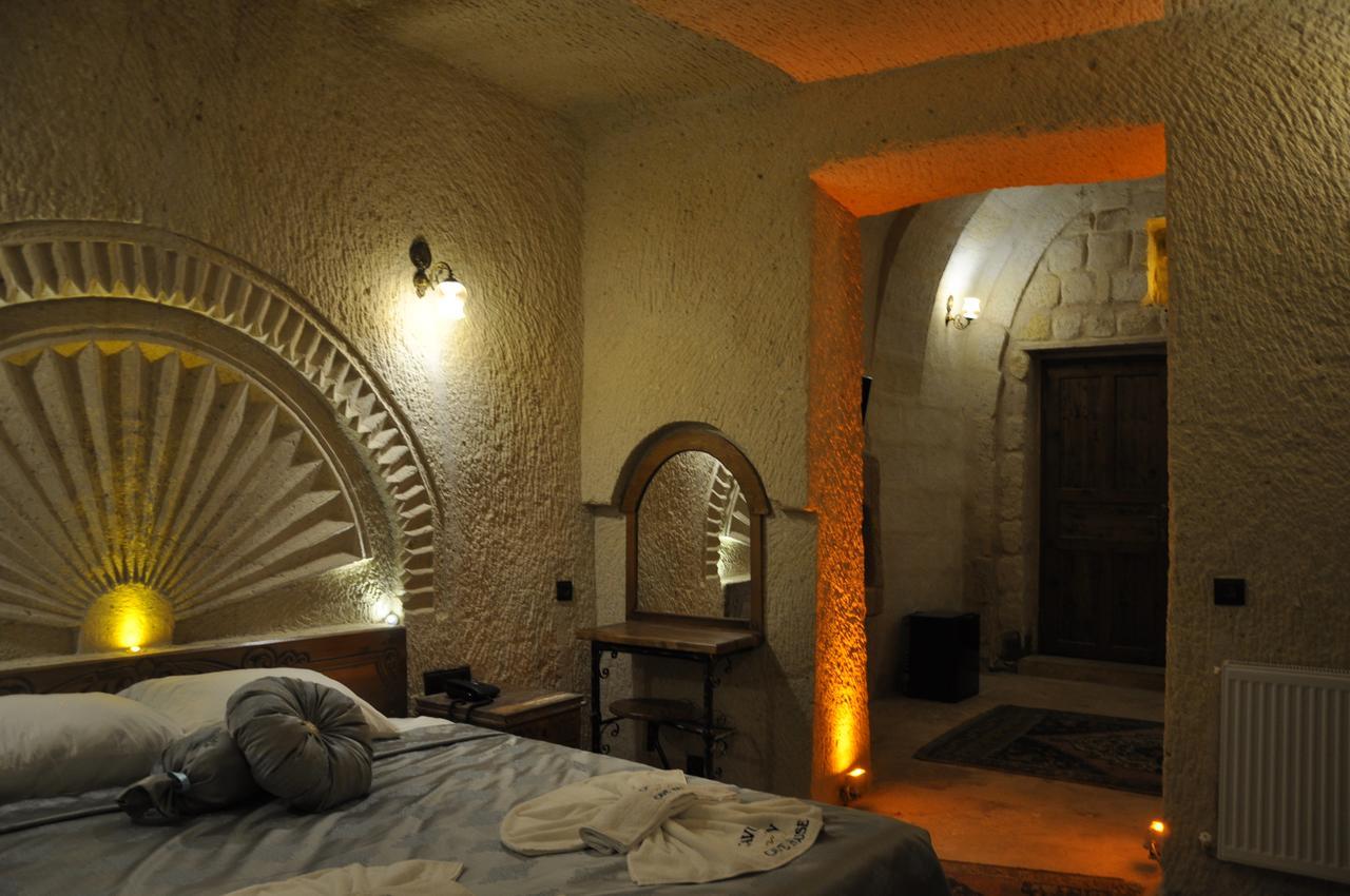 Cavusin Cave House-Cappadocia Bed & Breakfast Goreme Exterior photo