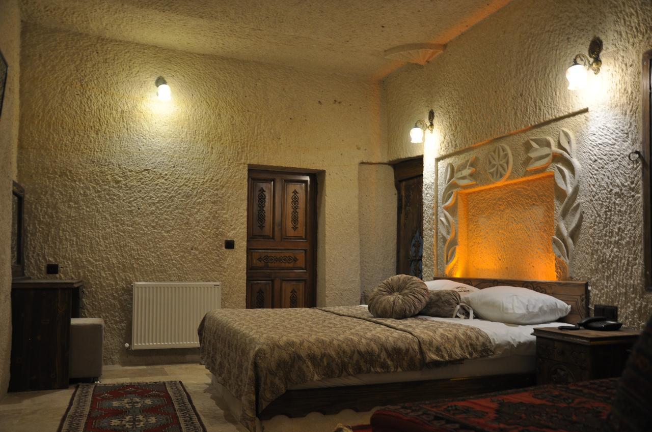 Cavusin Cave House-Cappadocia Bed & Breakfast Goreme Exterior photo