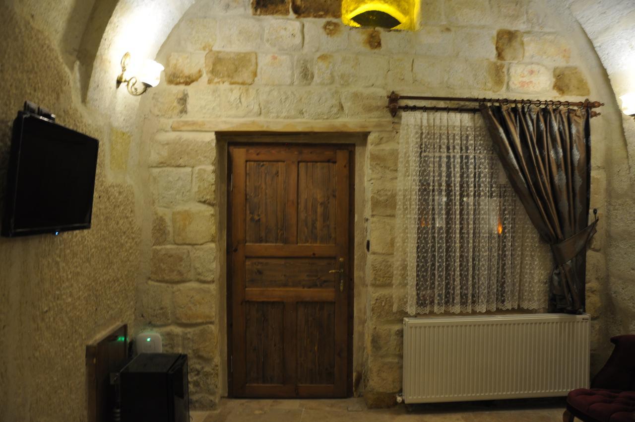 Cavusin Cave House-Cappadocia Bed & Breakfast Goreme Exterior photo